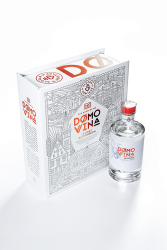 Domovina Slivovica Kniha + poh�r 52% 0,7l (dar�ekov� balenie kazeta)