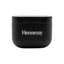 Vonn� svie�ka Hennessy